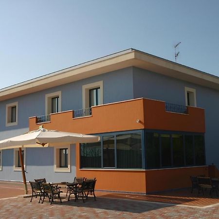 Motel - Hotel Nautico Pozzallo Eksteriør billede