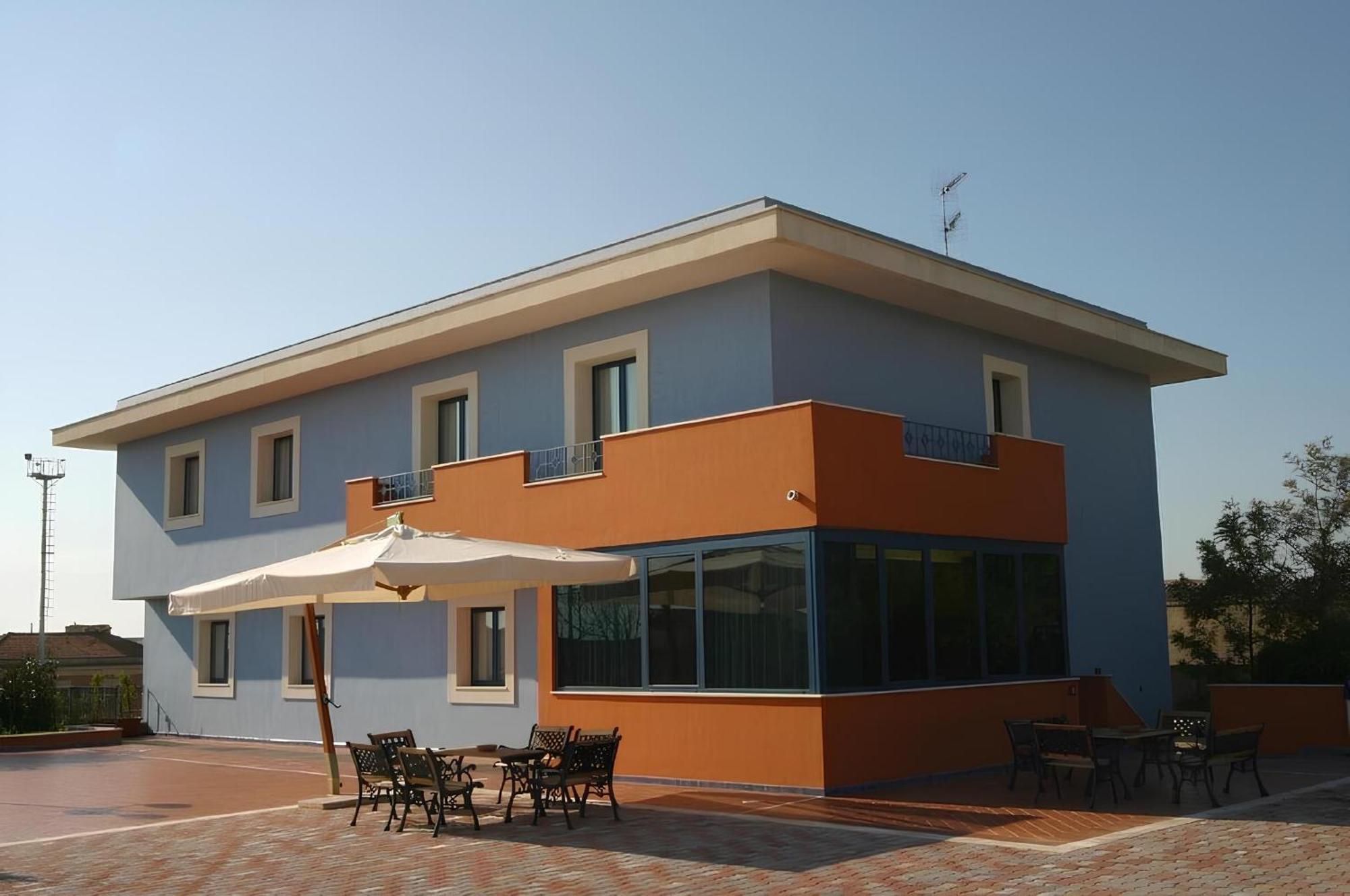 Motel - Hotel Nautico Pozzallo Eksteriør billede